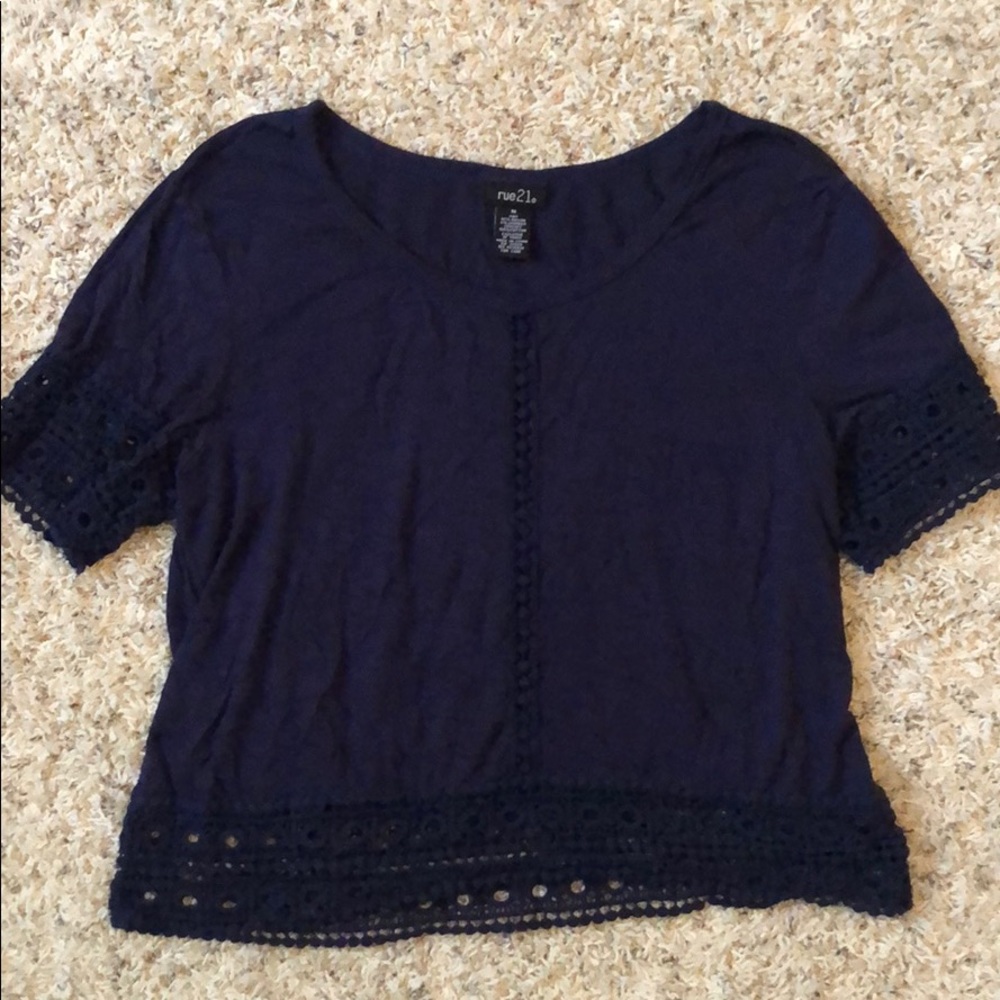 Medium Rue21 Crocheted T-Shirt